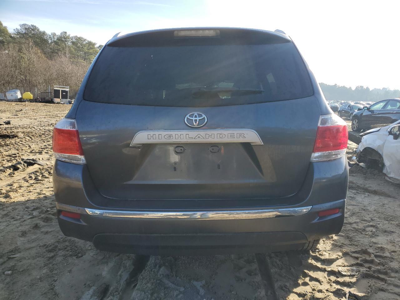 2012 TOYOTA HIGHLANDER - Фото 6