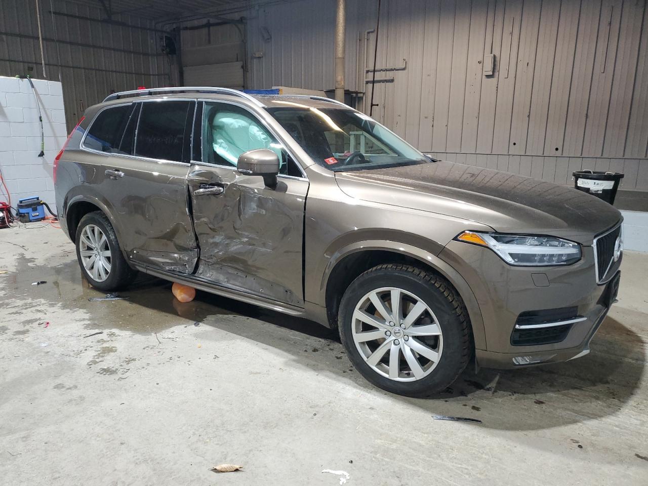 2016 VOLVO XC90 T6 - Фото 4