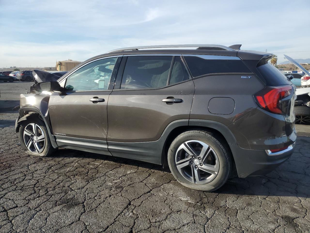 2019 GMC TERRAIN SL - Image 2
