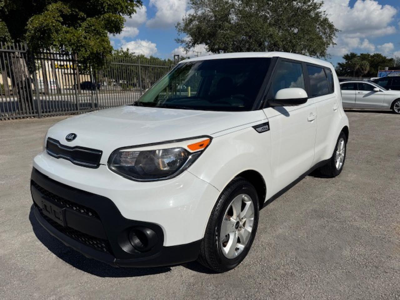 2017 KIA SOUL