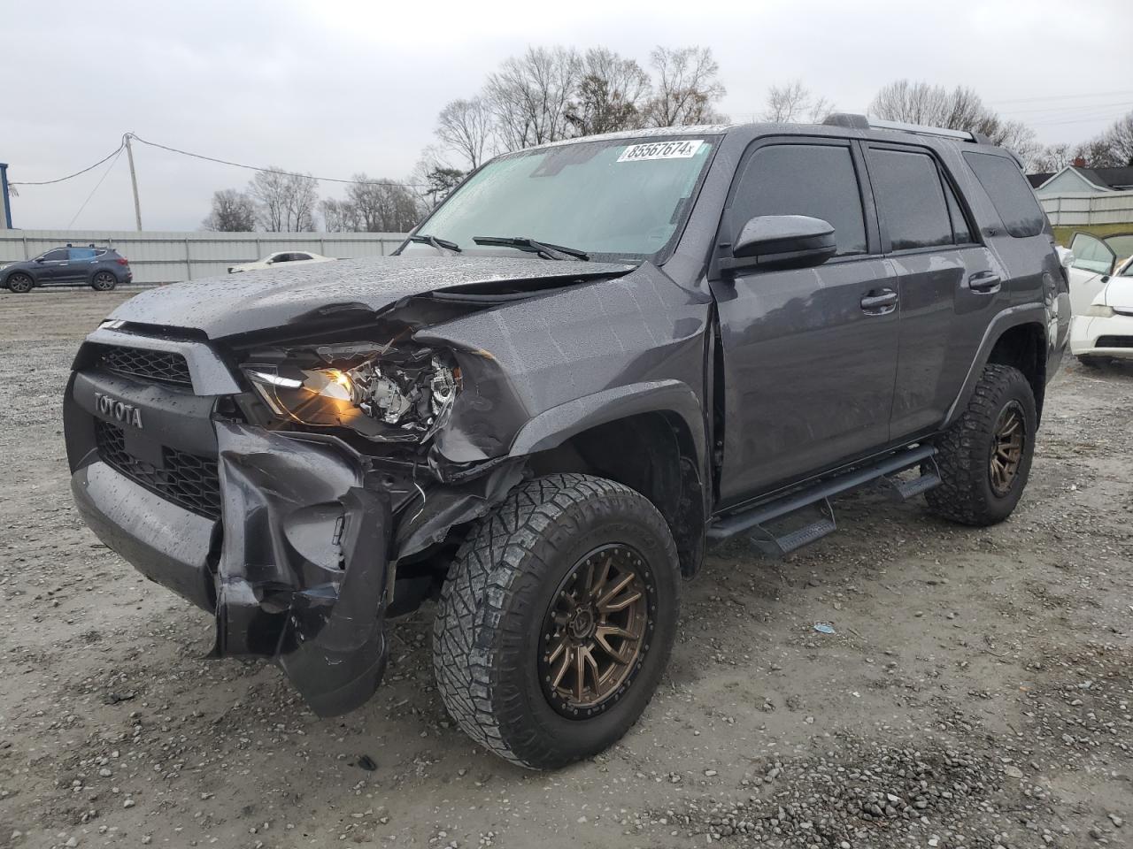 2022 TOYOTA 4RUNNER SR