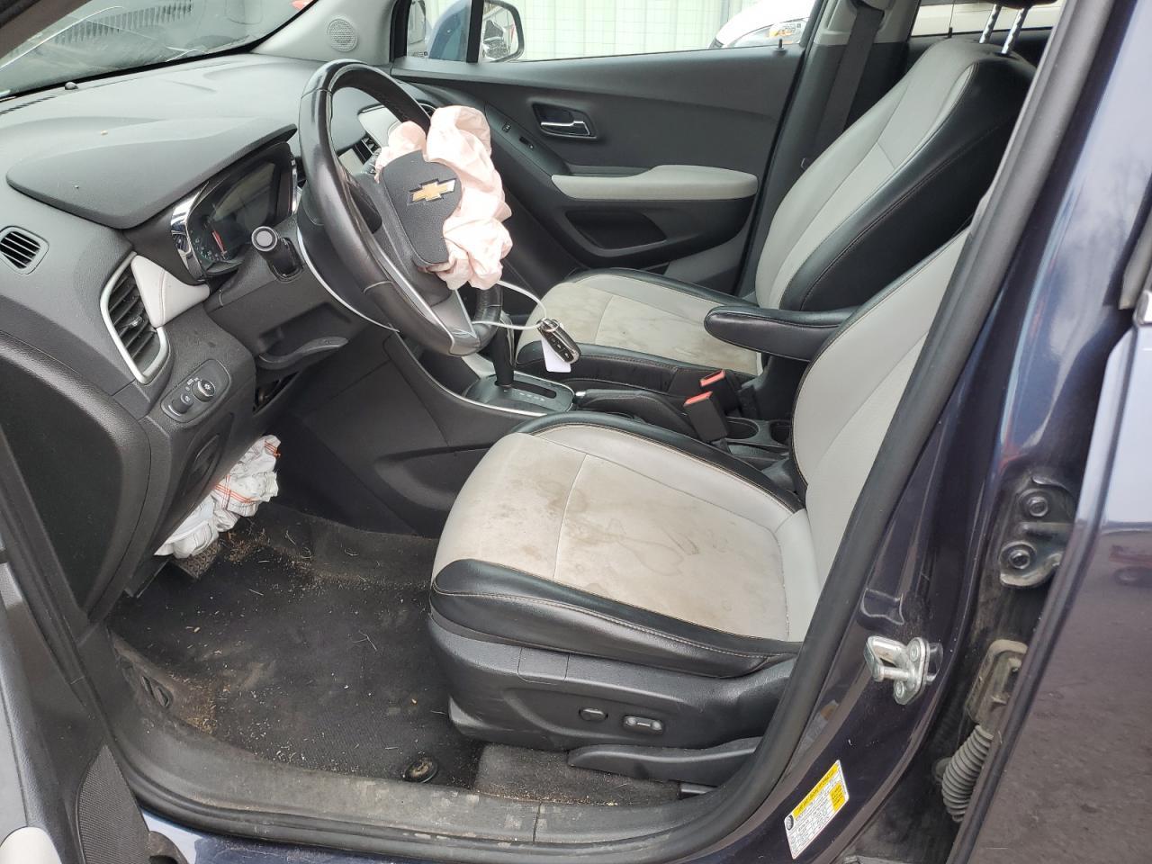 2018 CHEVROLET TRAX 1LT - Image 7