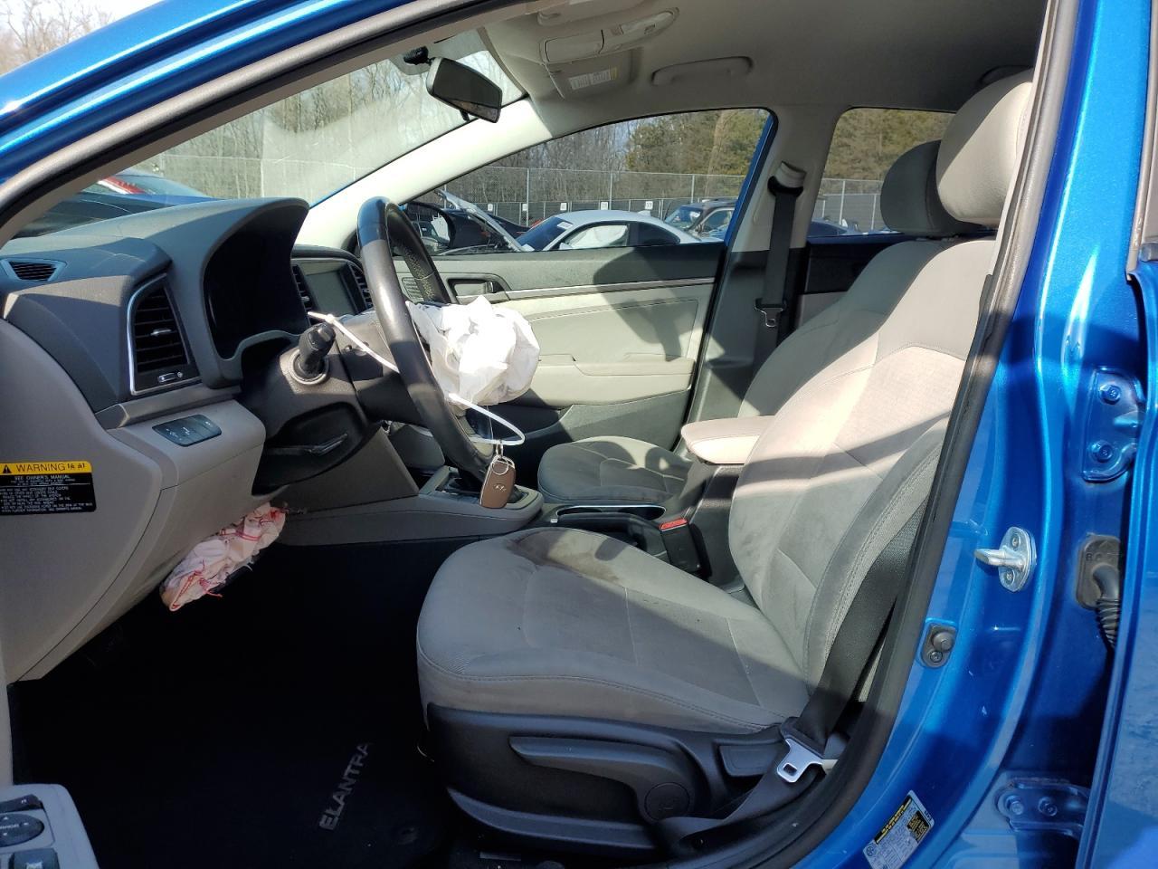 2017 HYUNDAI ELANTRA SE - Фото 7