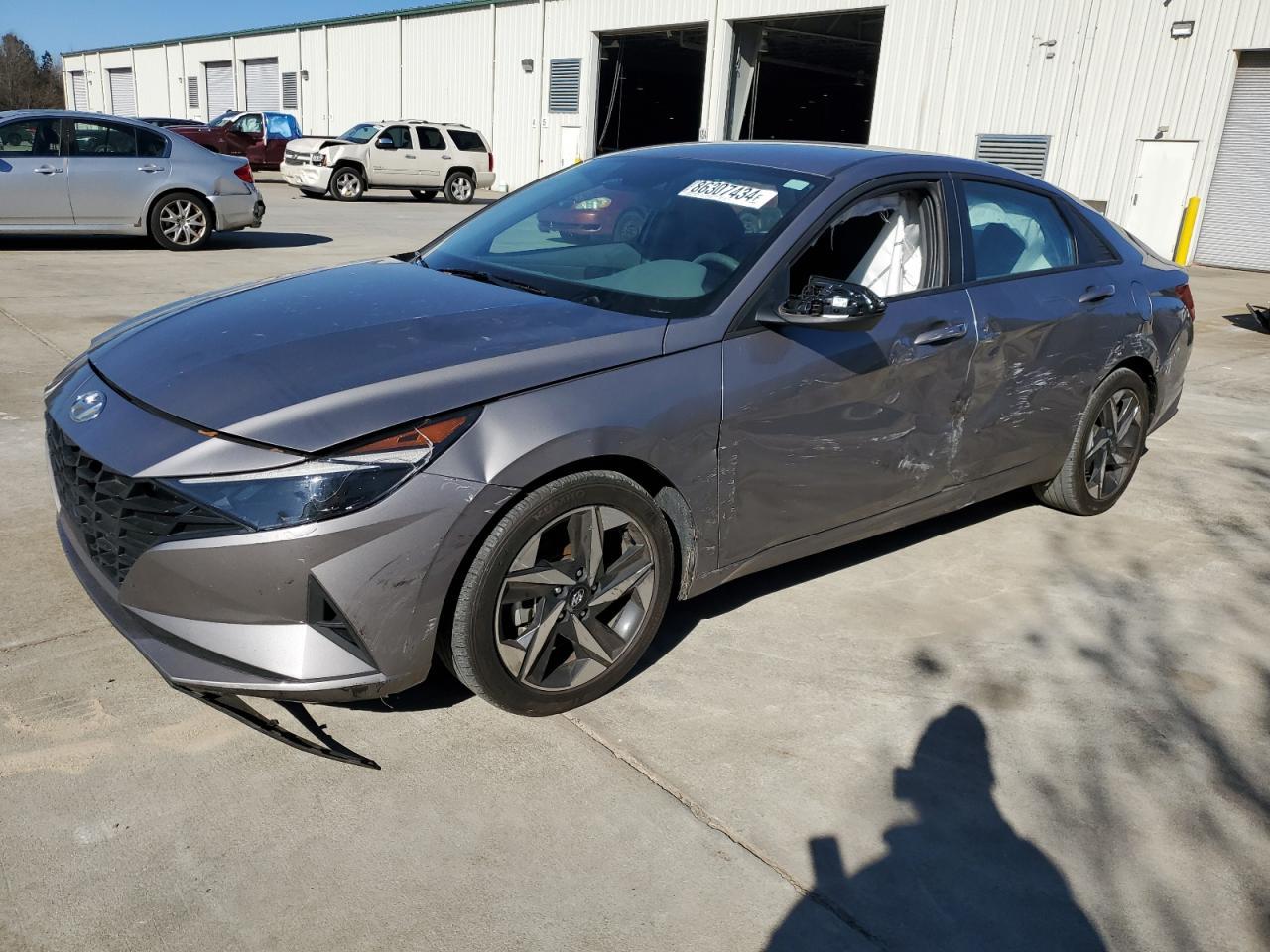 2023 HYUNDAI ELANTRA SE