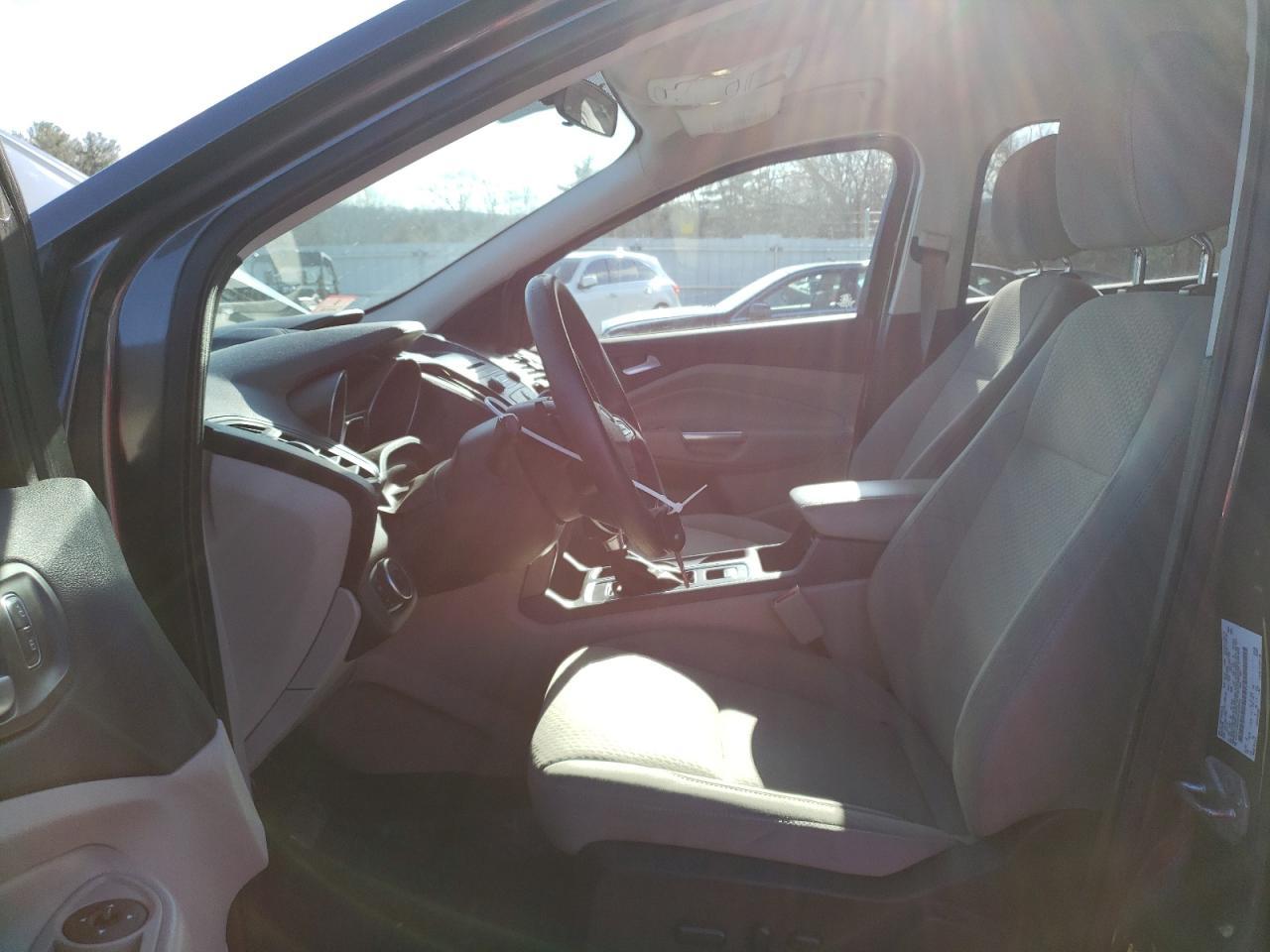 2017 FORD ESCAPE SE - Image 7