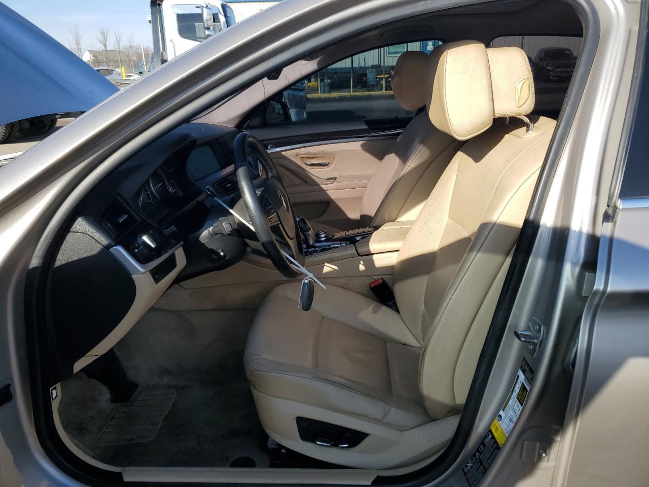2013 BMW 528 XI - Image 7