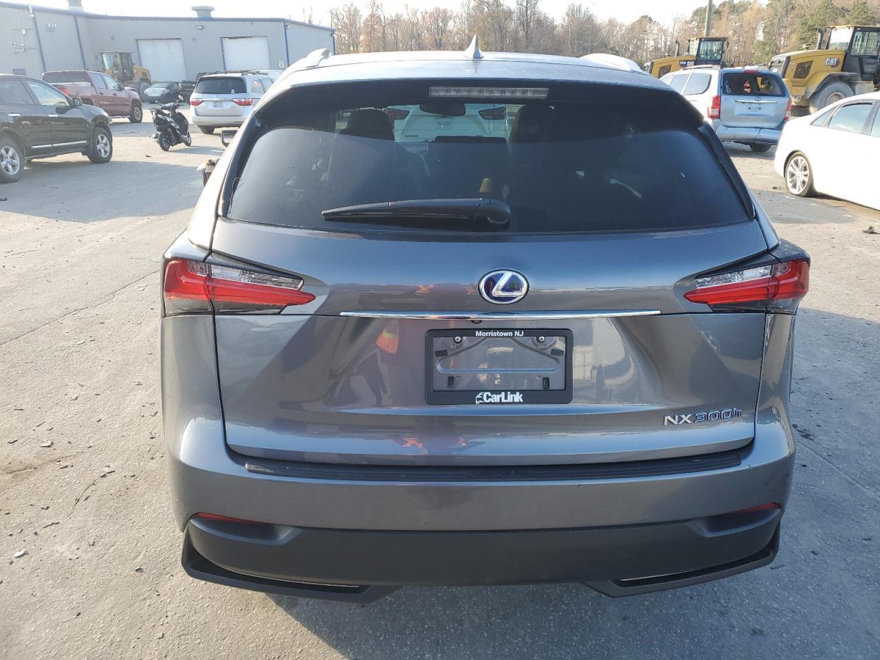 2016 LEXUS NX 300H - Фото 6