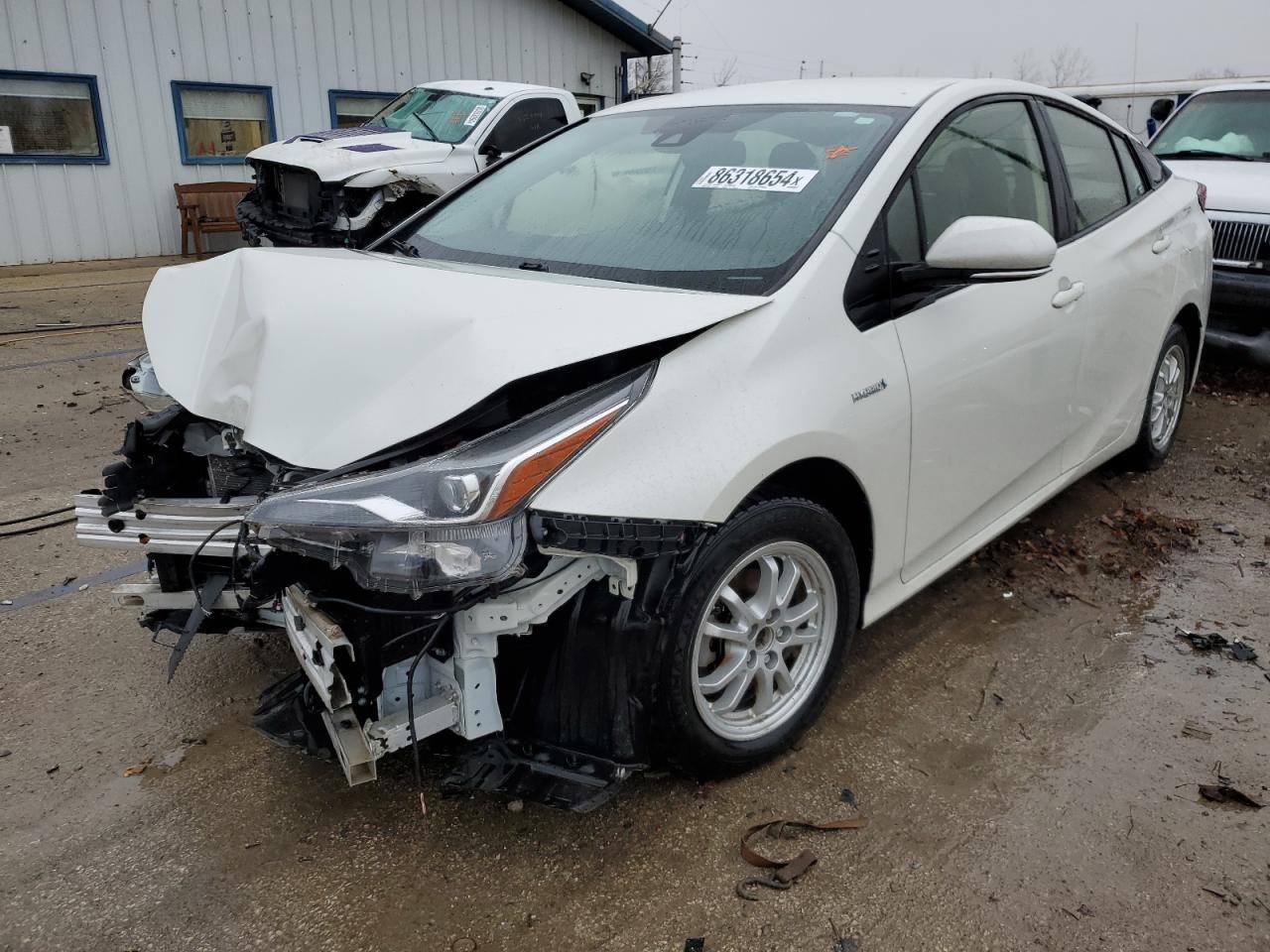 2019 TOYOTA PRIUS