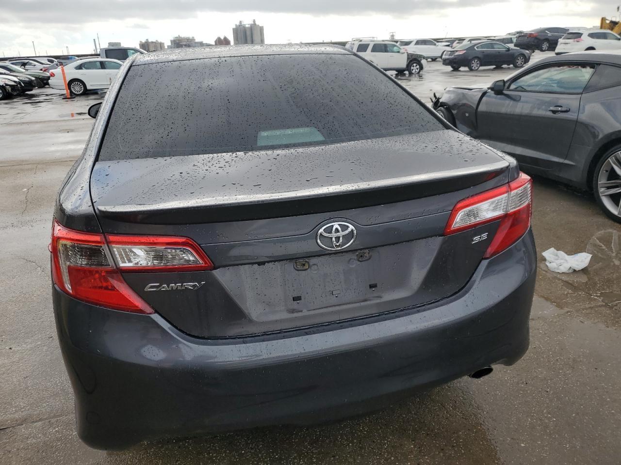2014 TOYOTA CAMRY L - Фото 6