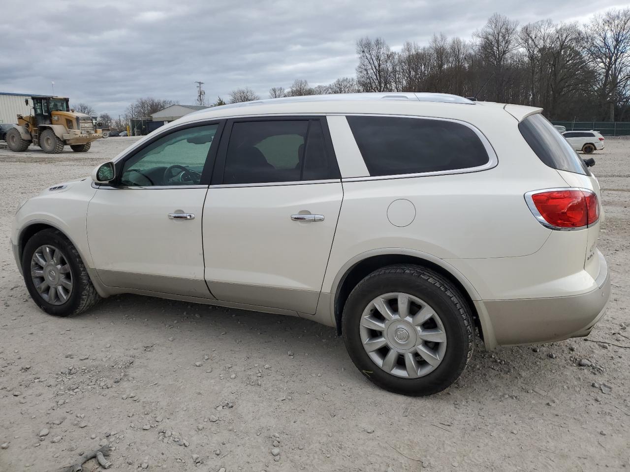 2011 BUICK ENCLAVE CX - Image 2