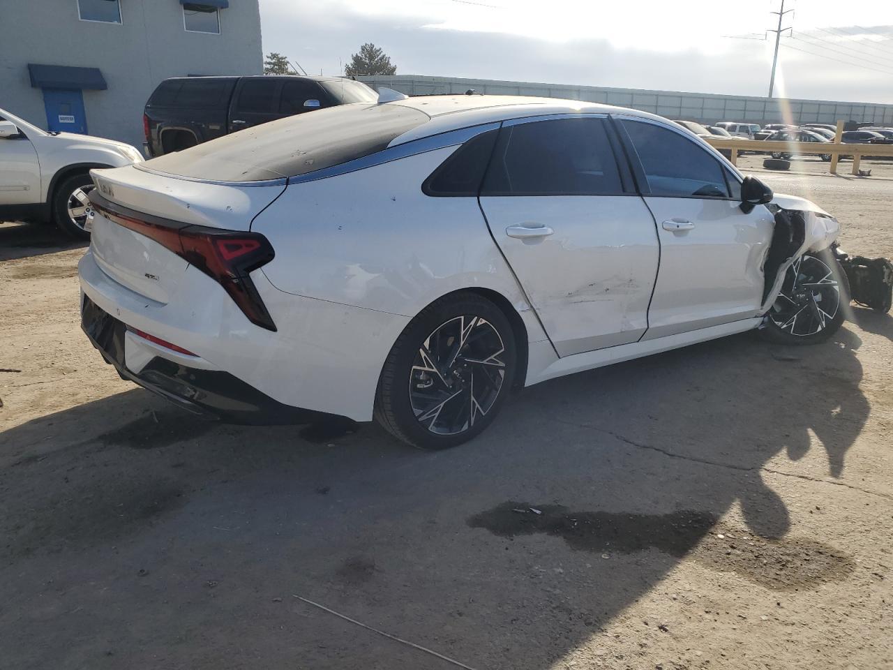2025 KIA K5 GT LINE - Фото 3