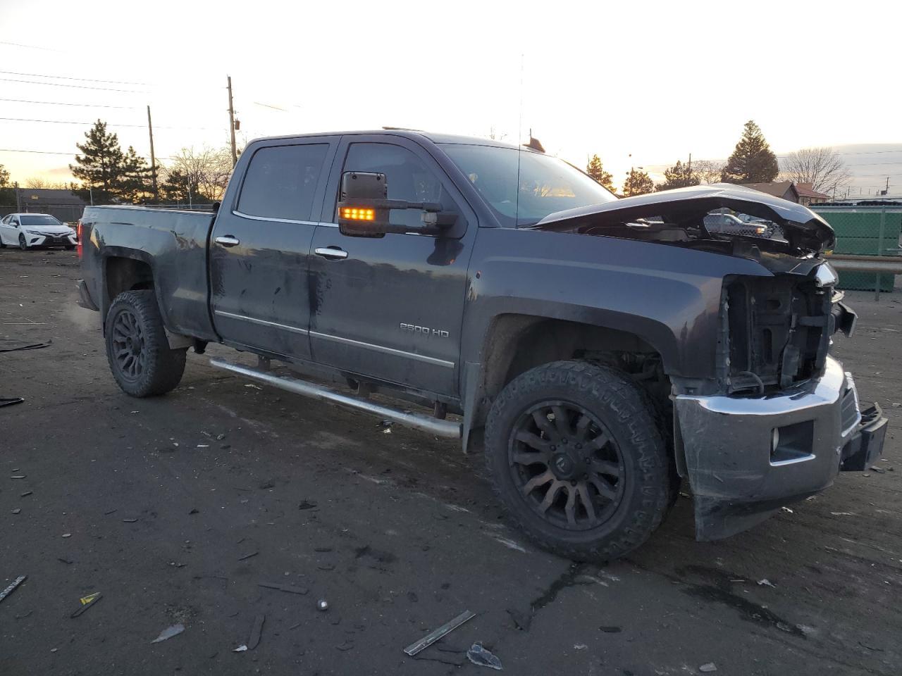 2015 CHEVROLET SILVERADO - Image 4