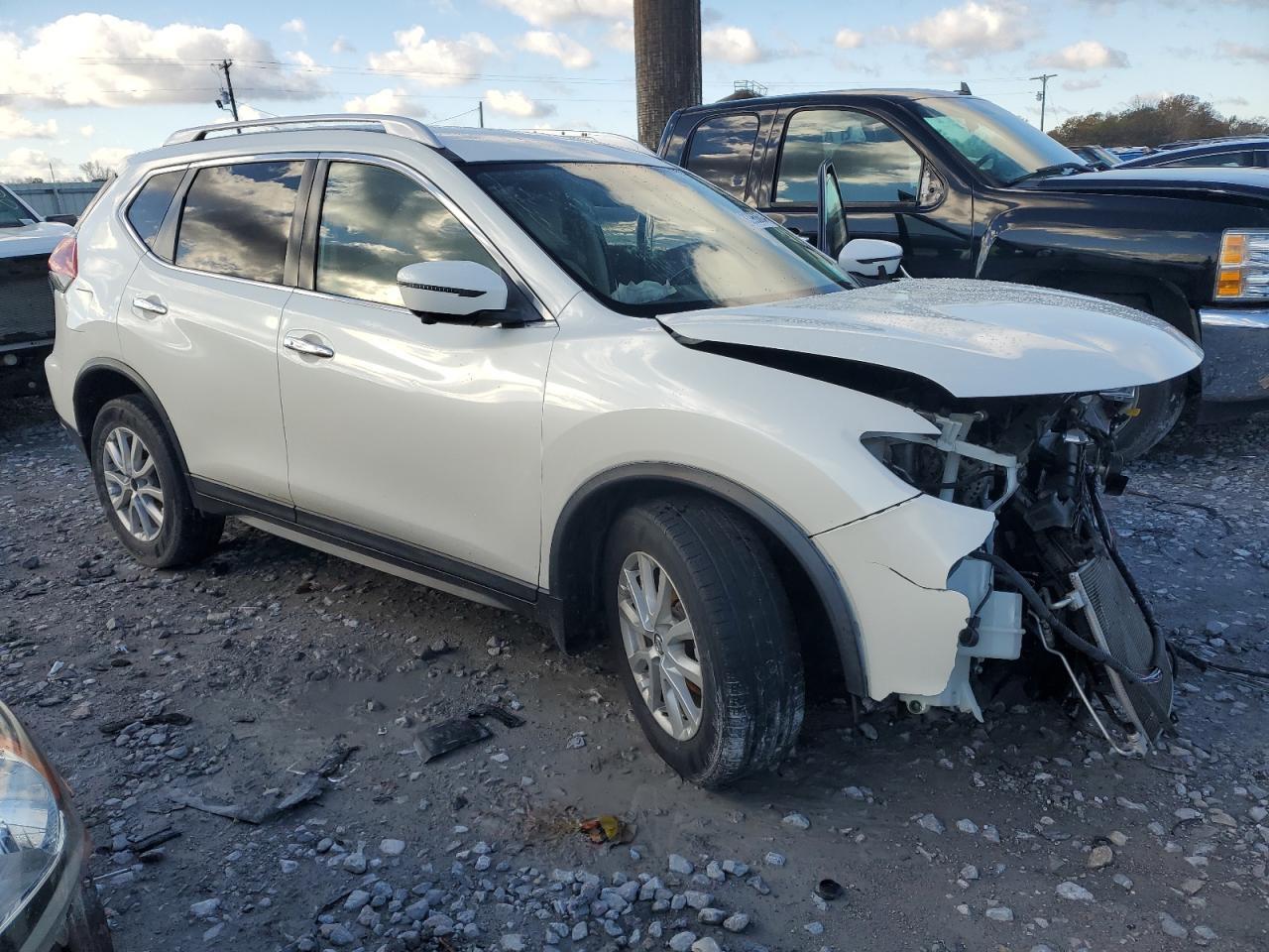 2018 NISSAN ROGUE S - Image 4