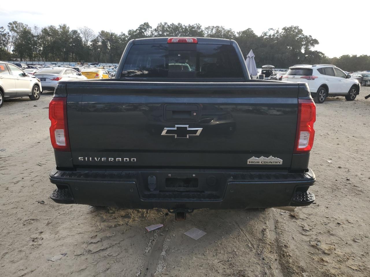 2018 CHEVROLET SILVERADO - Image 6