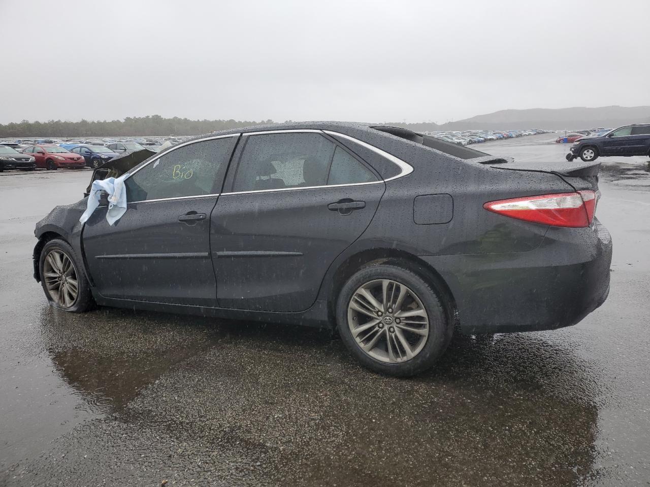 2017 TOYOTA CAMRY LE - Image 2