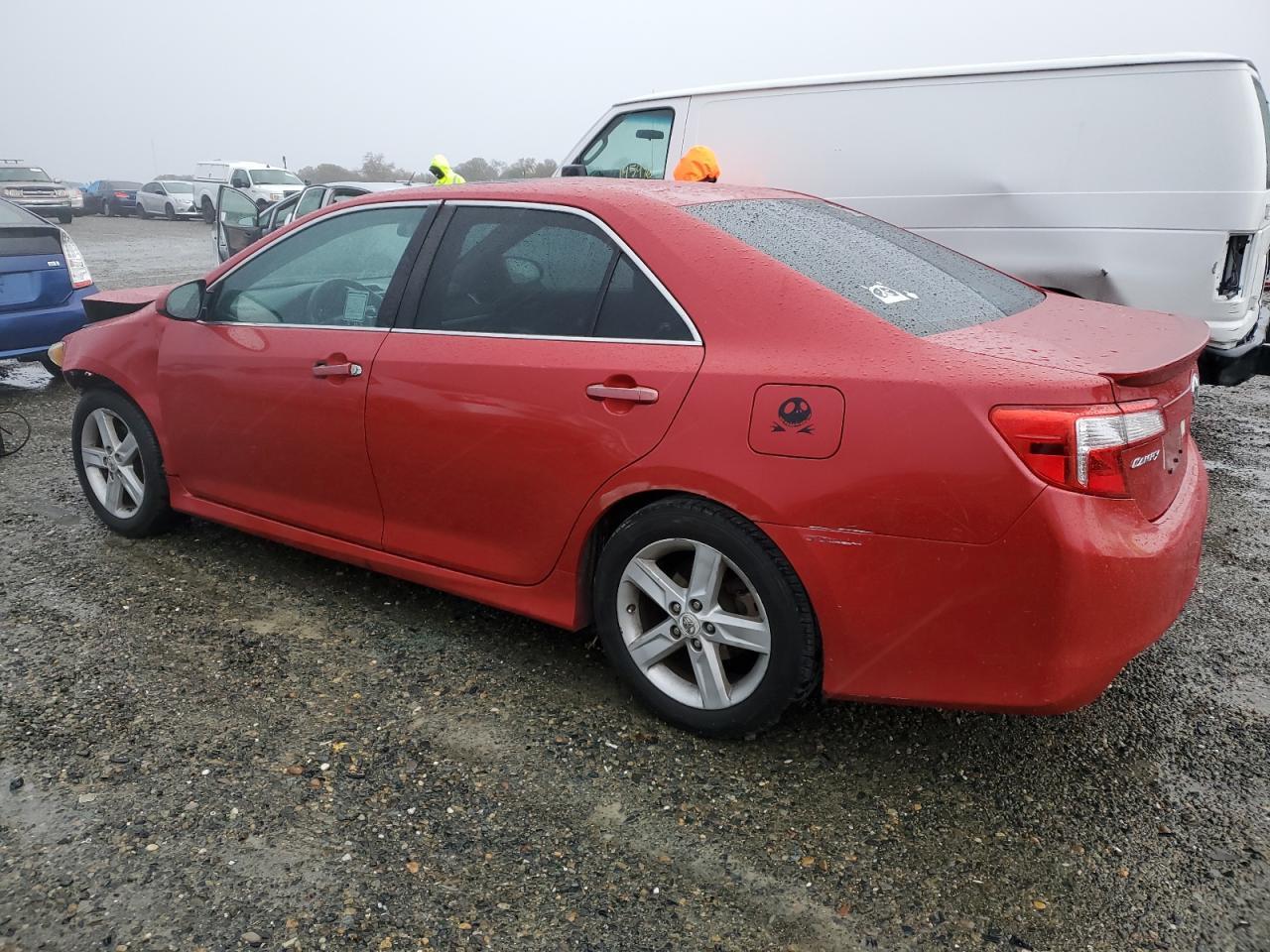 2012 TOYOTA CAMRY BASE - Фото 2