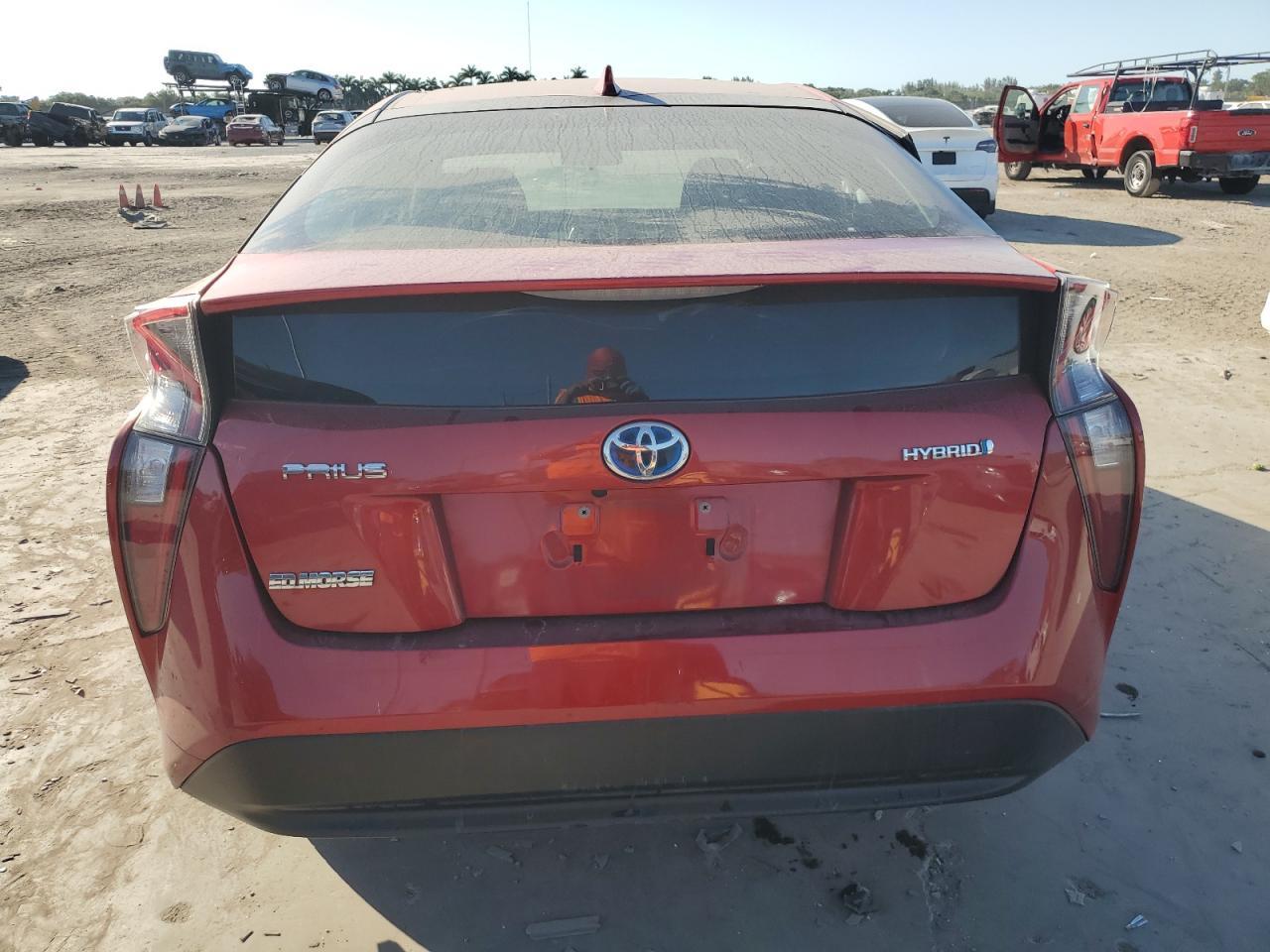 2018 TOYOTA PRIUS - Image 6