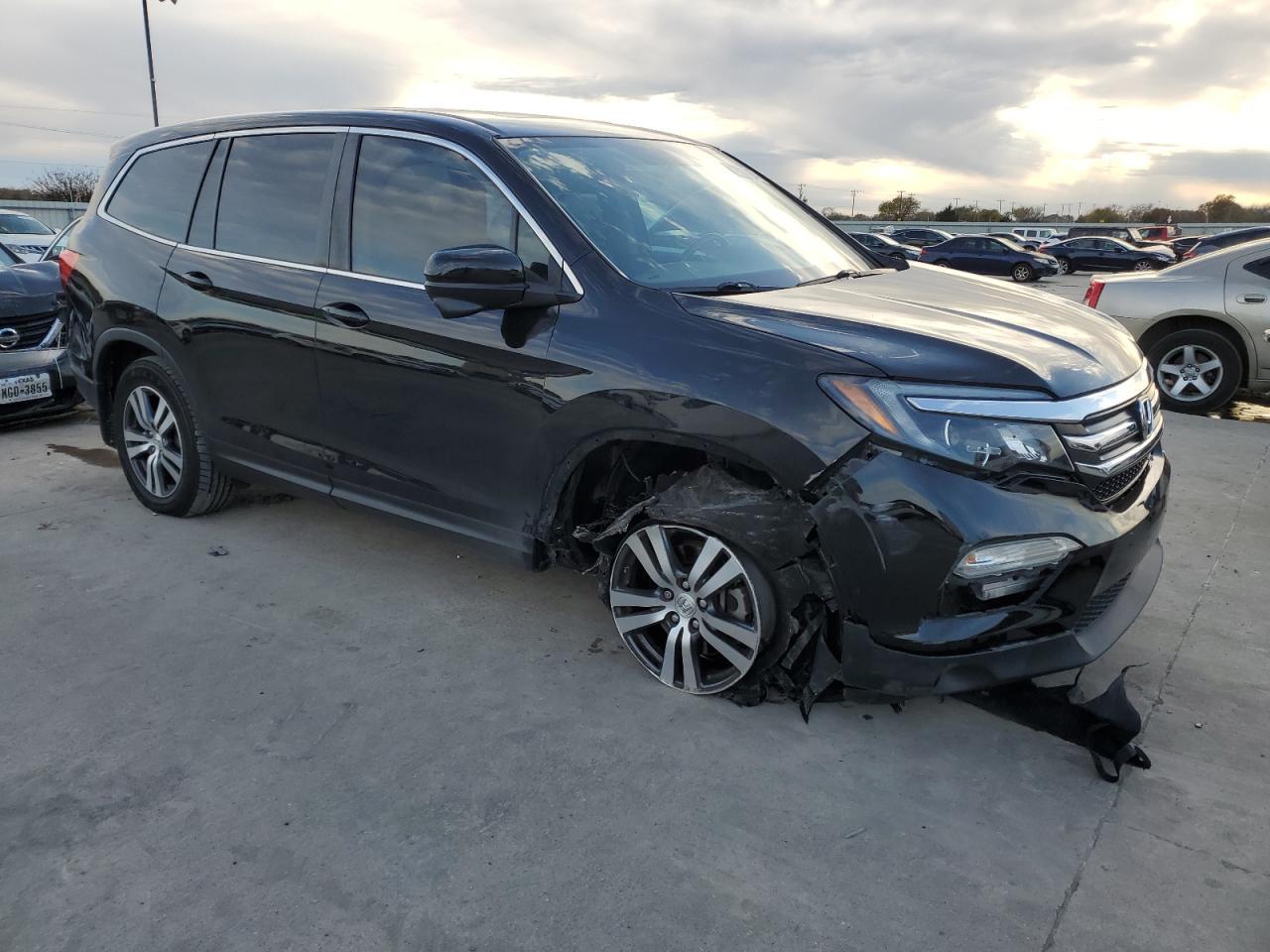2017 HONDA PILOT EXL - Image 4
