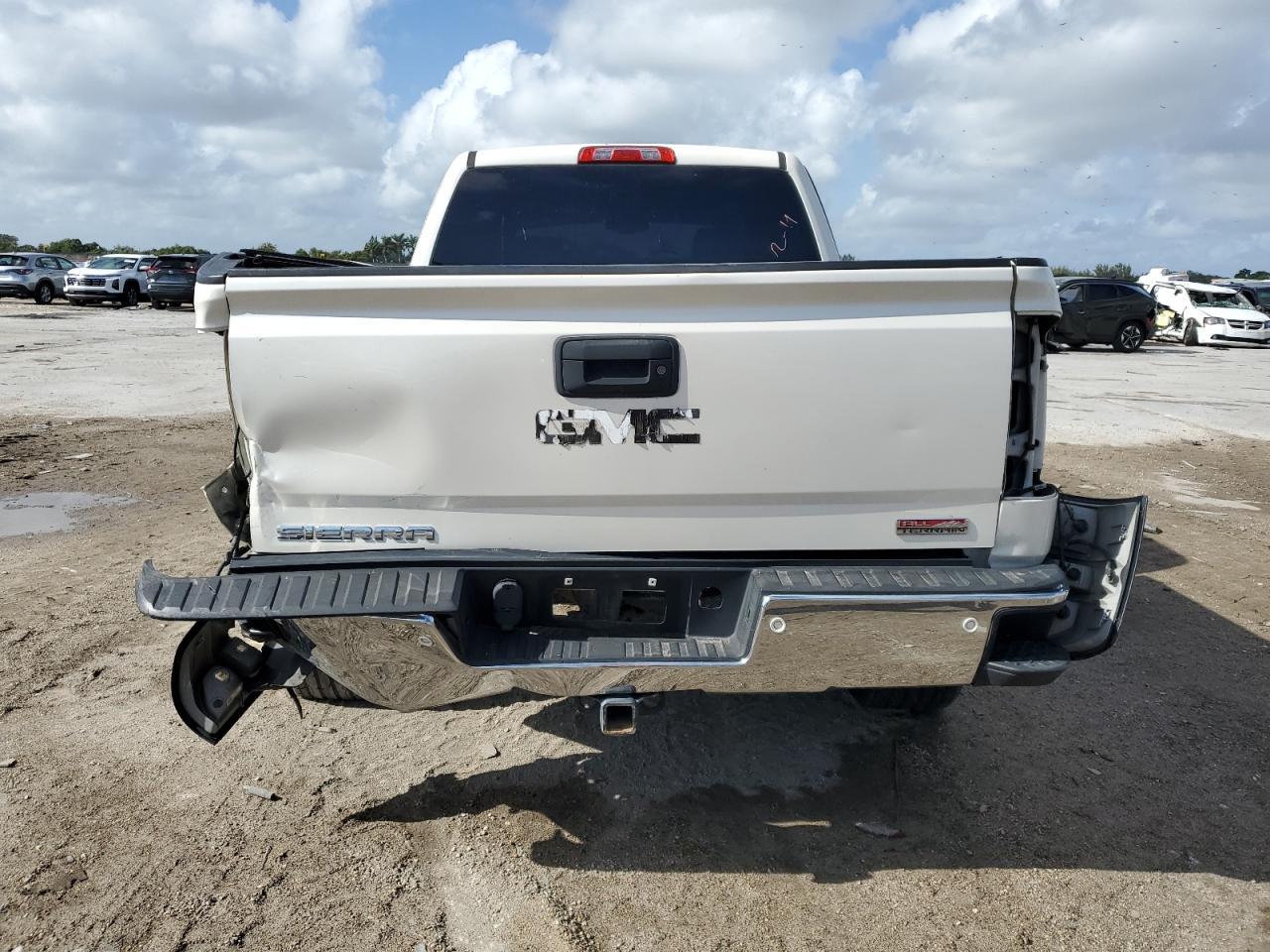 2014 GMC SIERRA K15 - Image 6