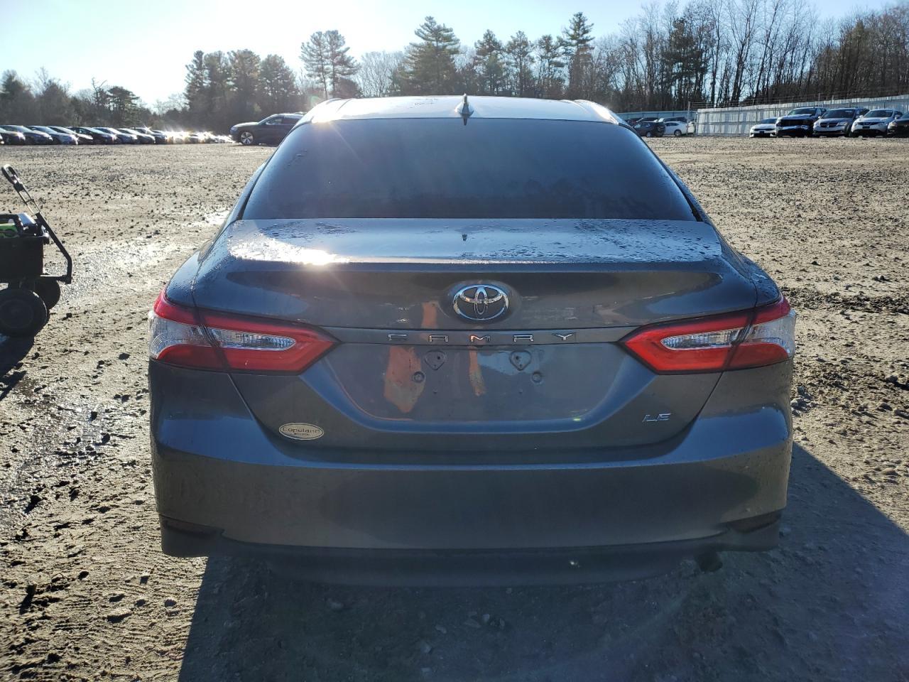 2019 TOYOTA CAMRY L - Image 6