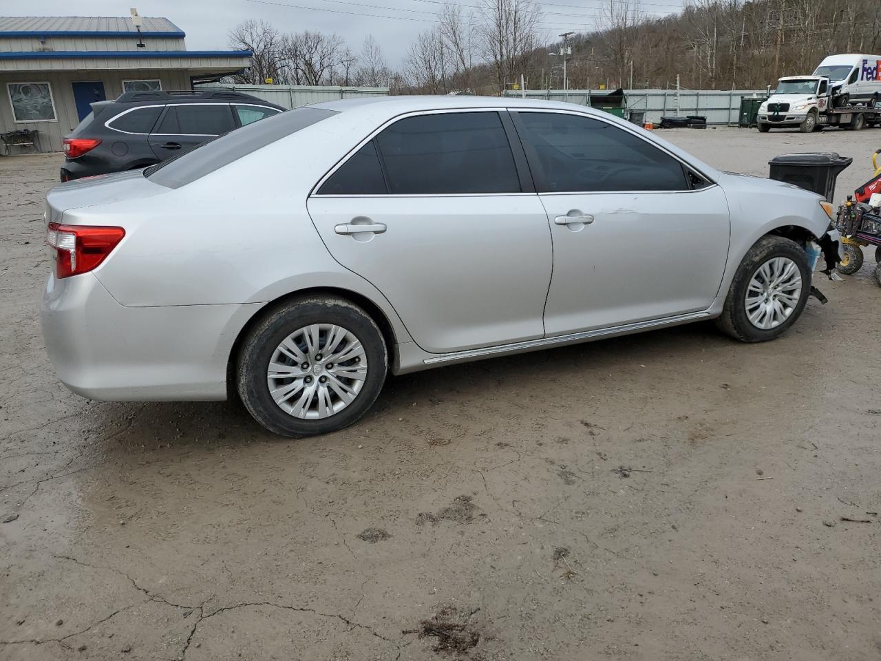 2013 TOYOTA CAMRY L - Image 3