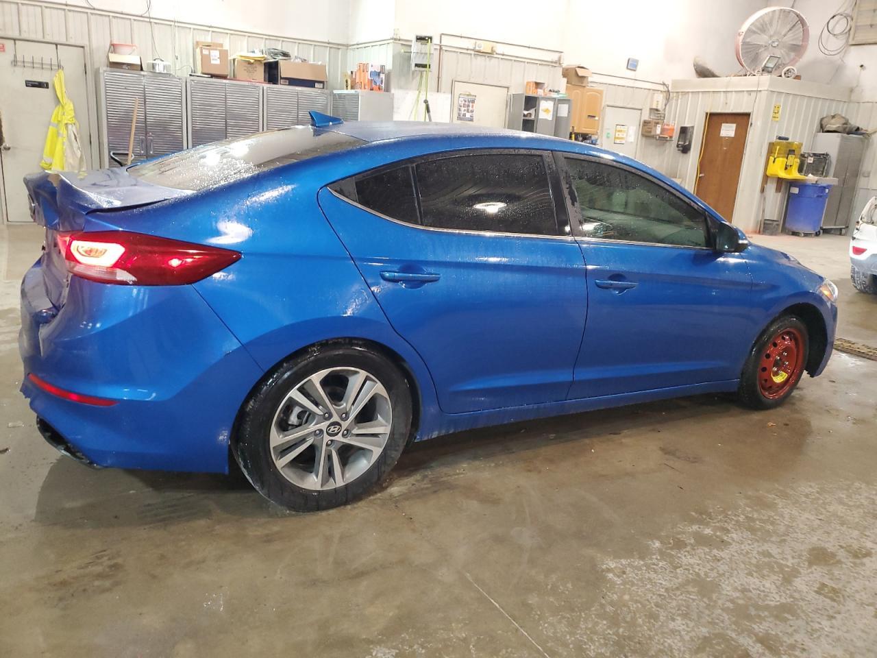 2018 HYUNDAI ELANTRA SE - Фото 3