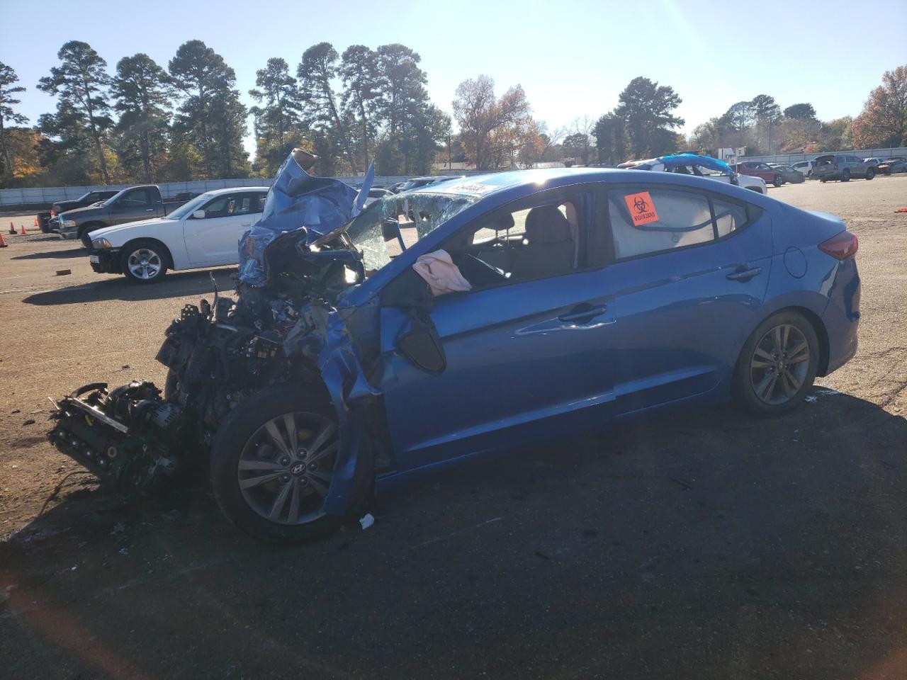 2018 HYUNDAI ELANTRA SE