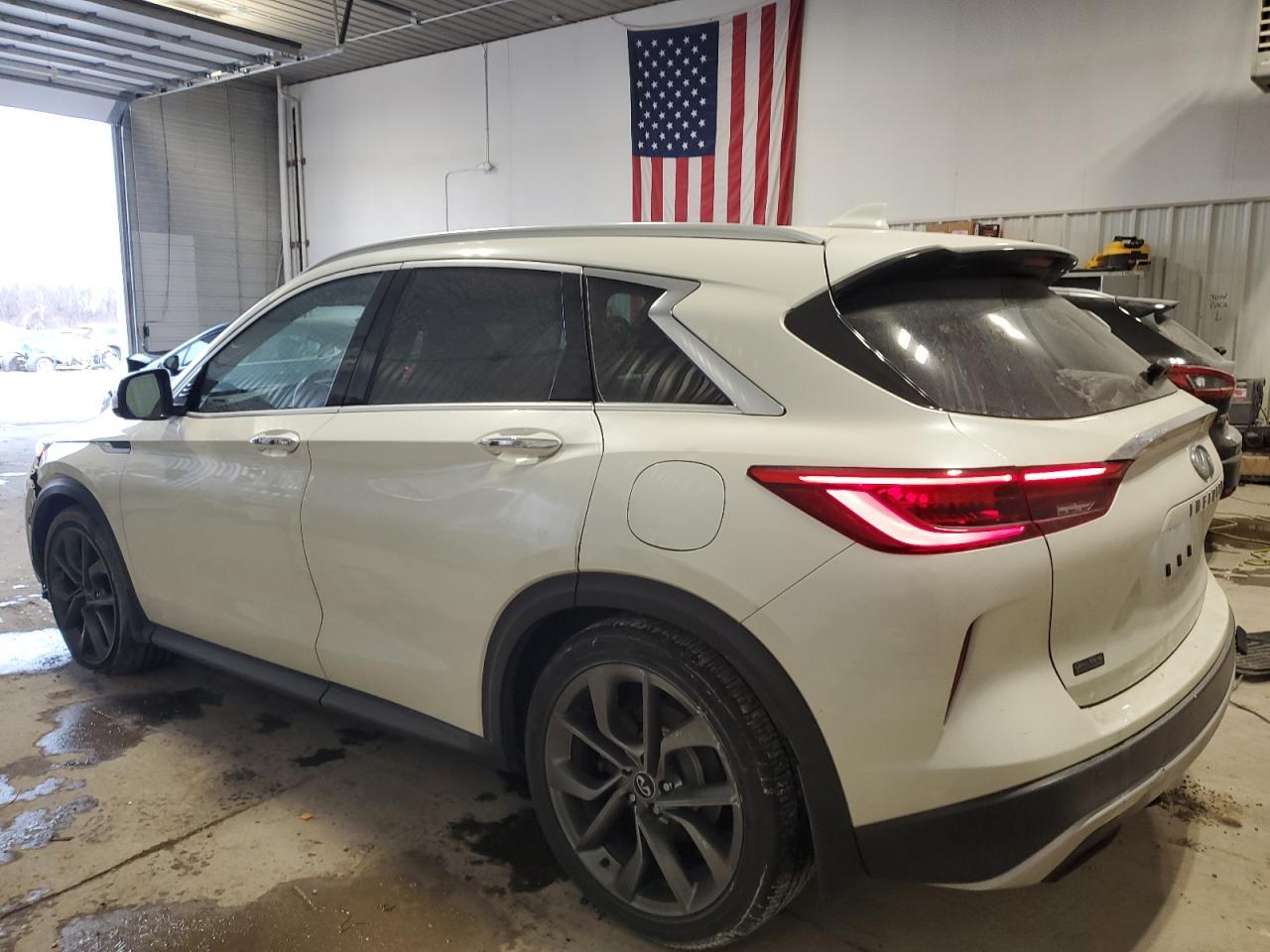 2019 INFINITI QX50 ESSEN - Image 2