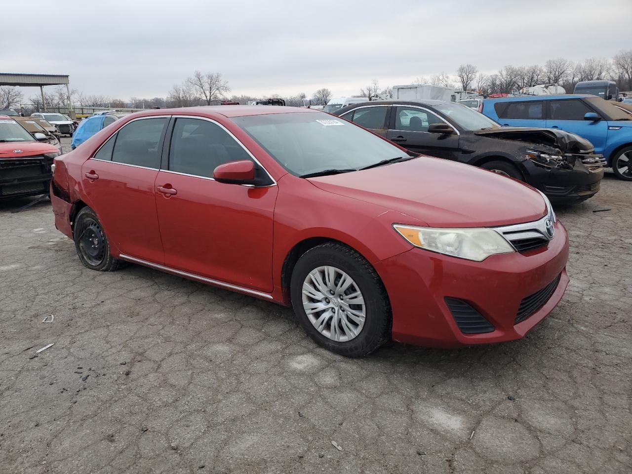 2013 TOYOTA CAMRY L - Фото 4