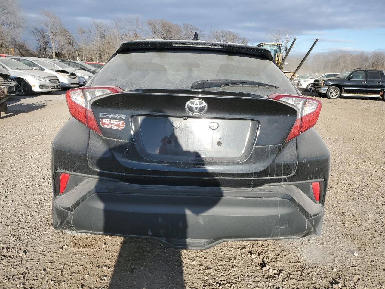 2022 TOYOTA C-HR XLE - Фото 6