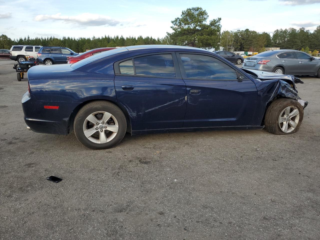 2014 DODGE CHARGER SE - Image 3