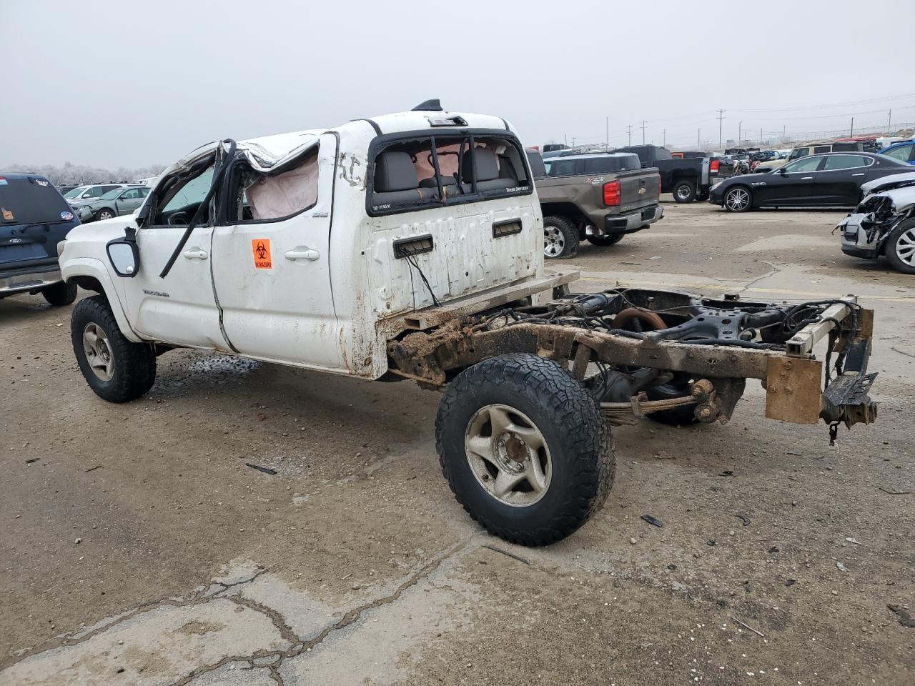 2019 TOYOTA TACOMA DOU - Image 2