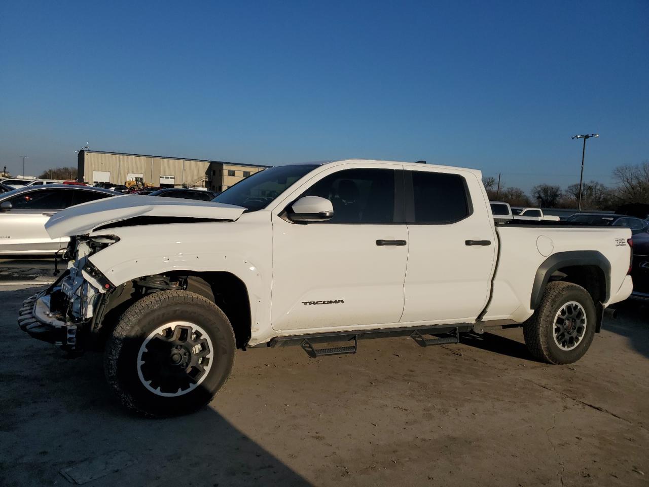 2024 TOYOTA TACOMA DOU