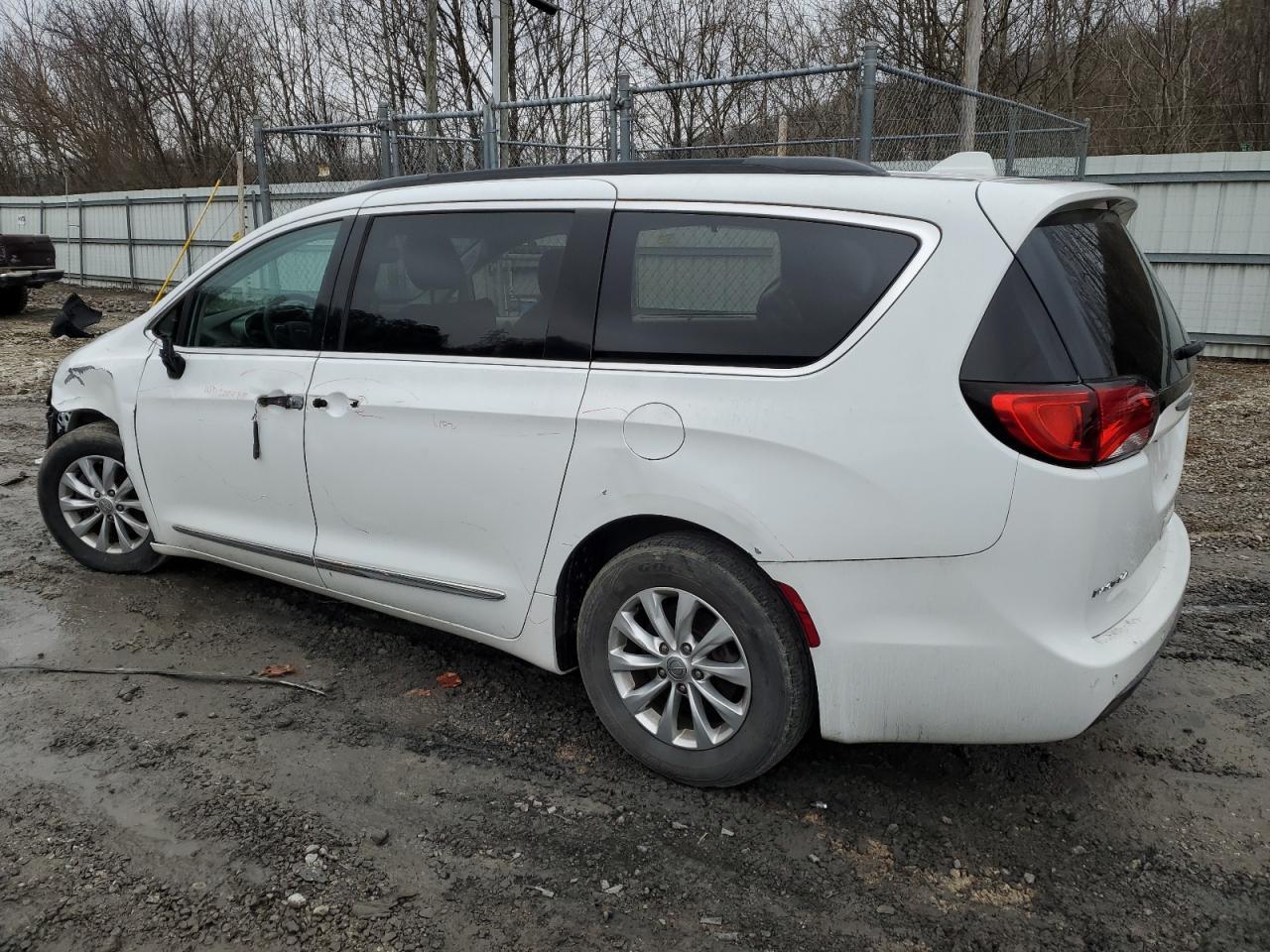 2017 CHRYSLER PACIFICA T - Фото 2