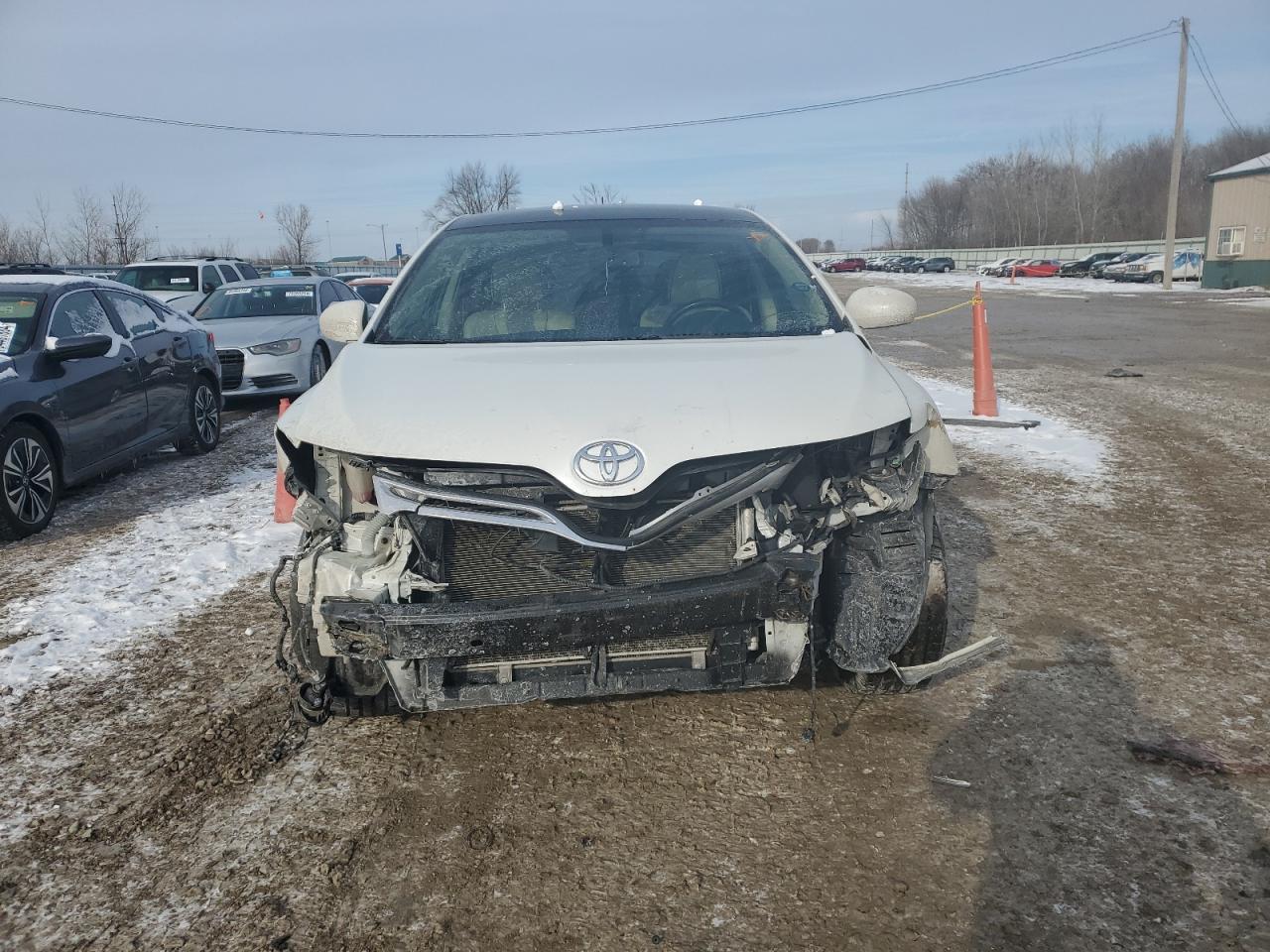 2011 TOYOTA VENZA - Image 5