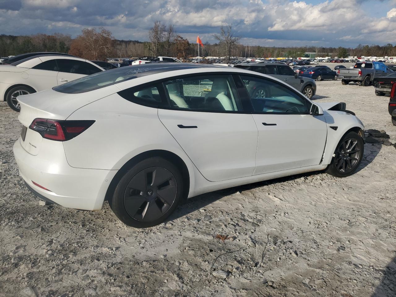 2022 TESLA MODEL 3 - Image 3