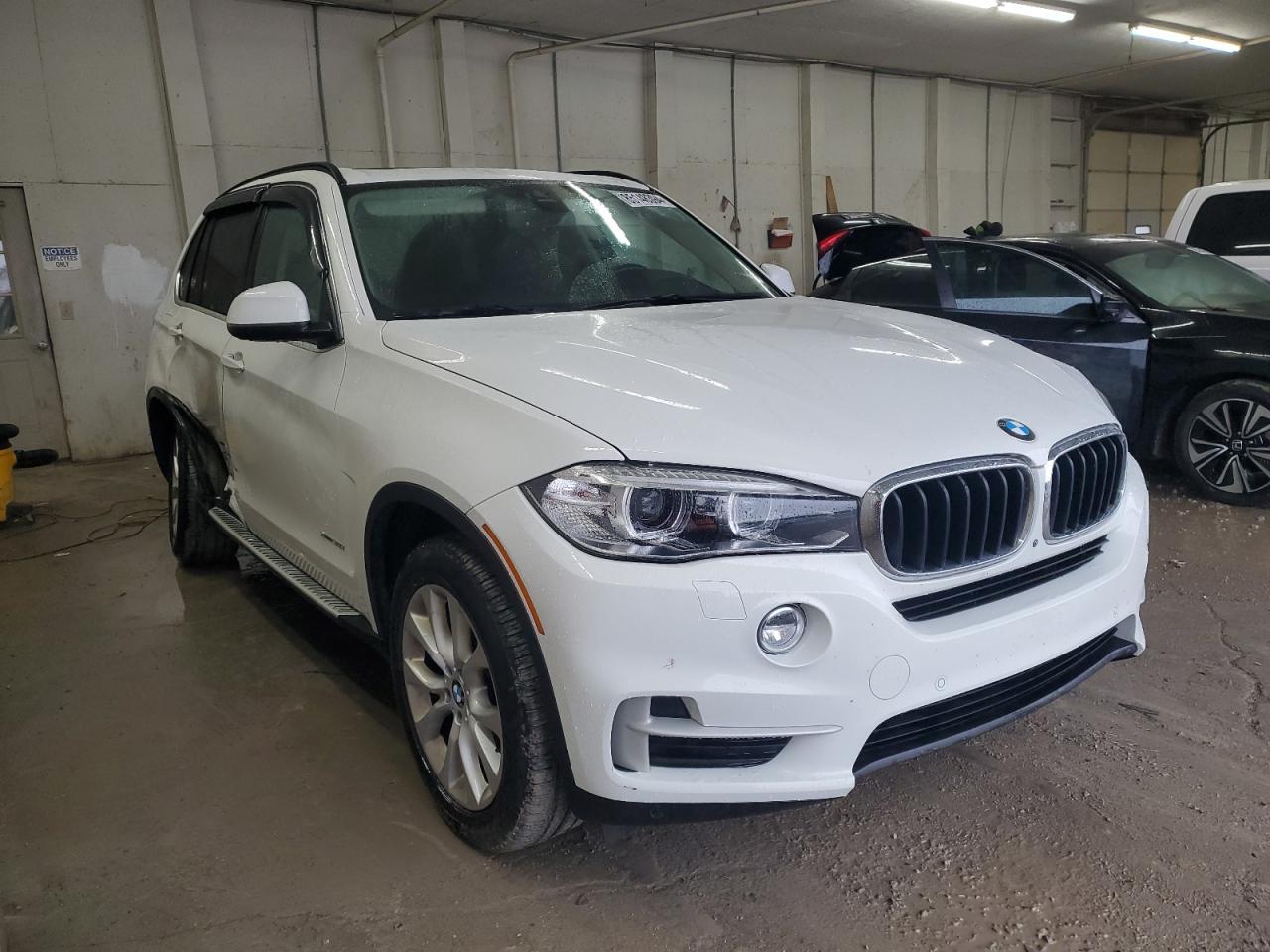 2016 BMW X5 XDRIVE3 - Фото 4