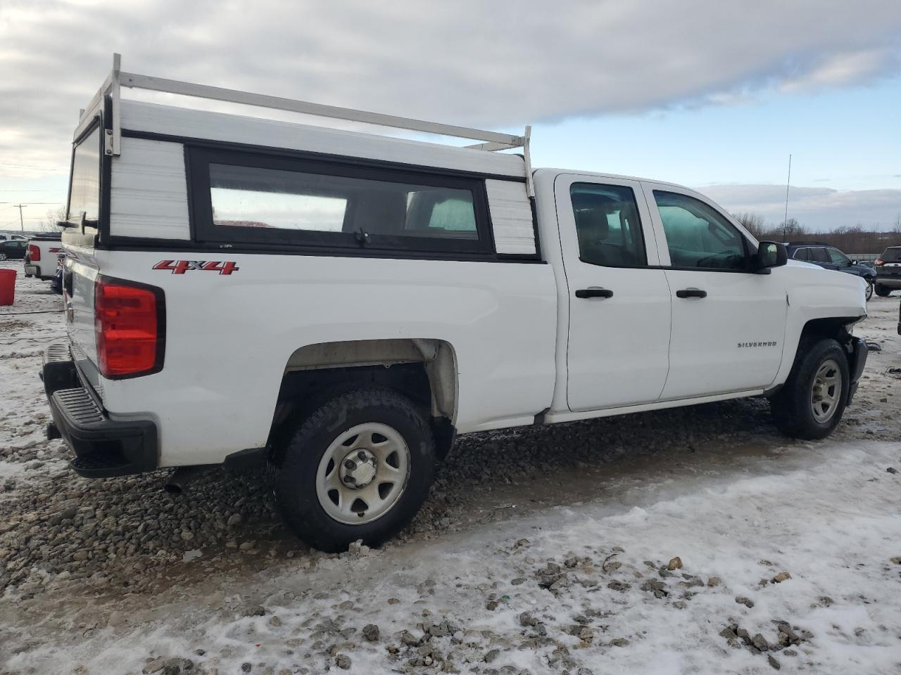 2018 CHEVROLET SILVERADO - Image 3