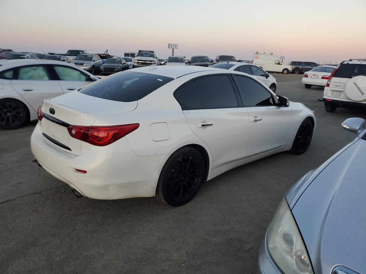 2015 INFINITI Q50 BASE - Image 3