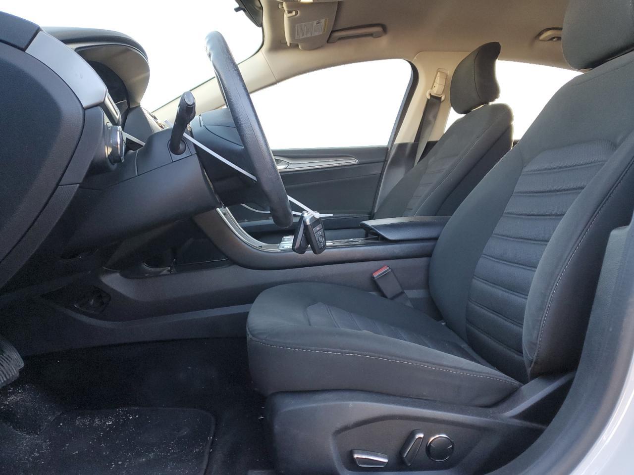 2017 FORD FUSION SE - Фото 7