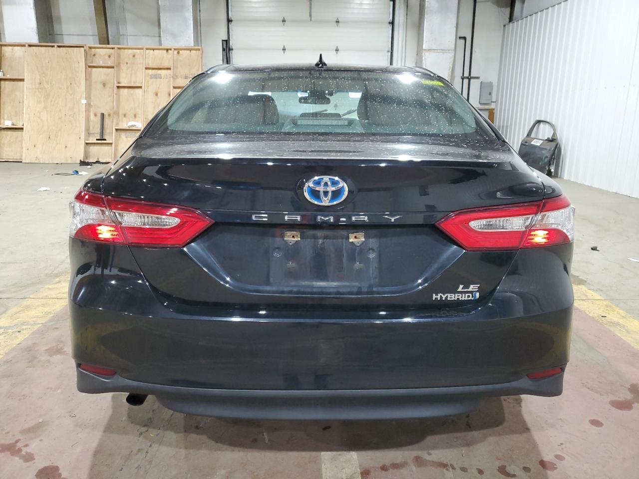 2019 TOYOTA CAMRY LE - Image 6