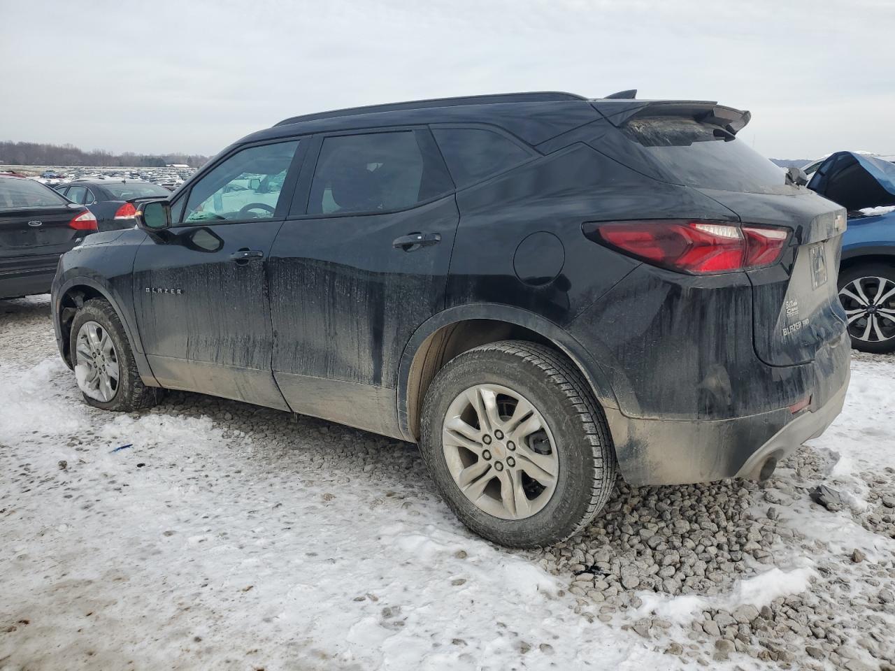 2022 CHEVROLET BLAZER 2LT - Image 2