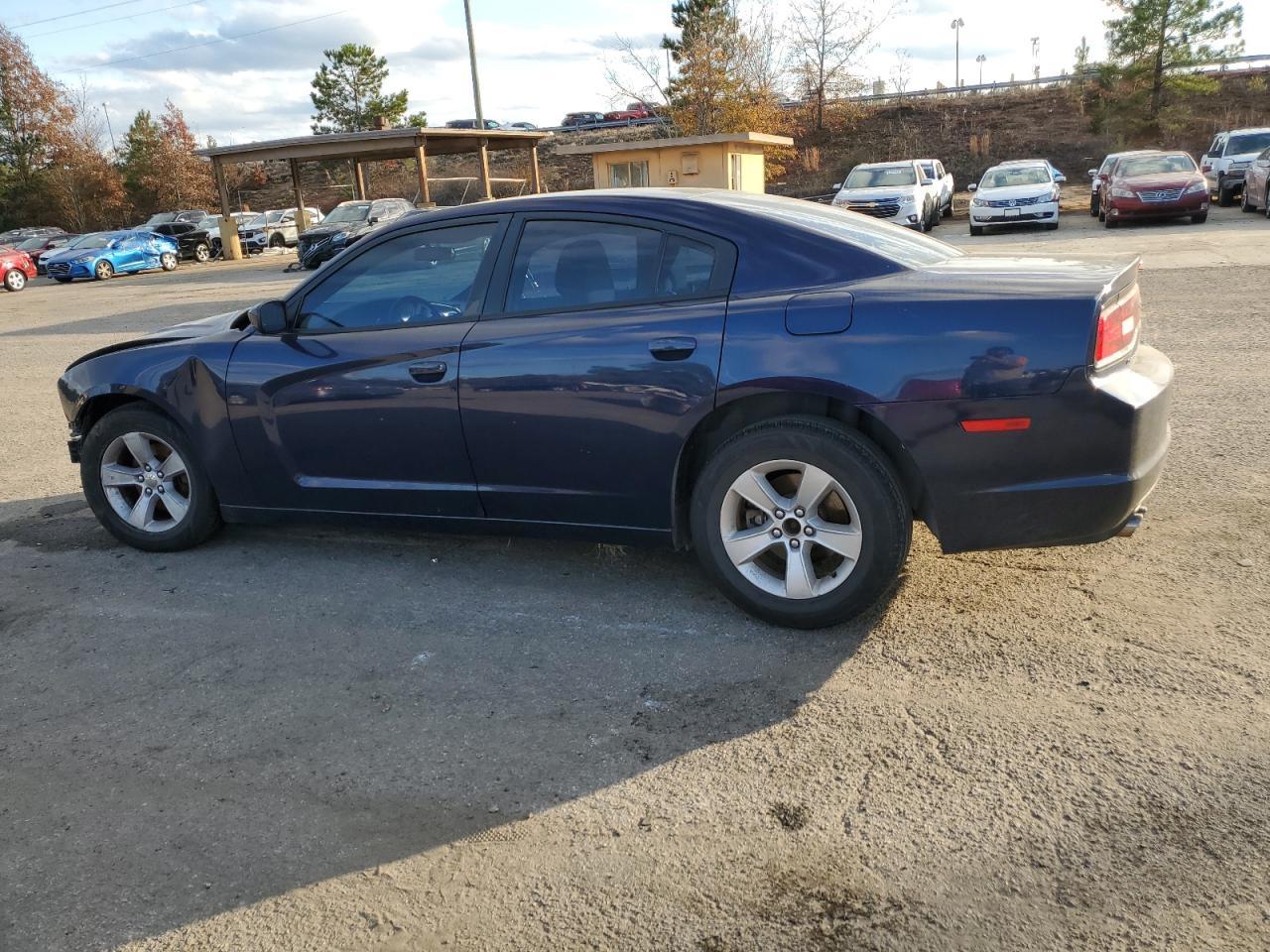 2014 DODGE CHARGER SE - Image 2