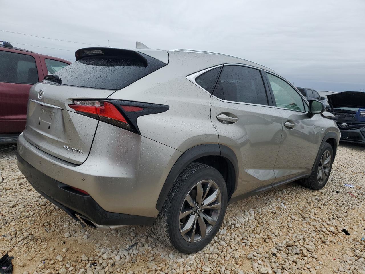 2015 LEXUS NX 200T - Фото 3