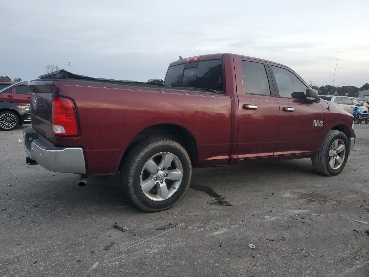 2017 RAM 1500 SLT - Image 3