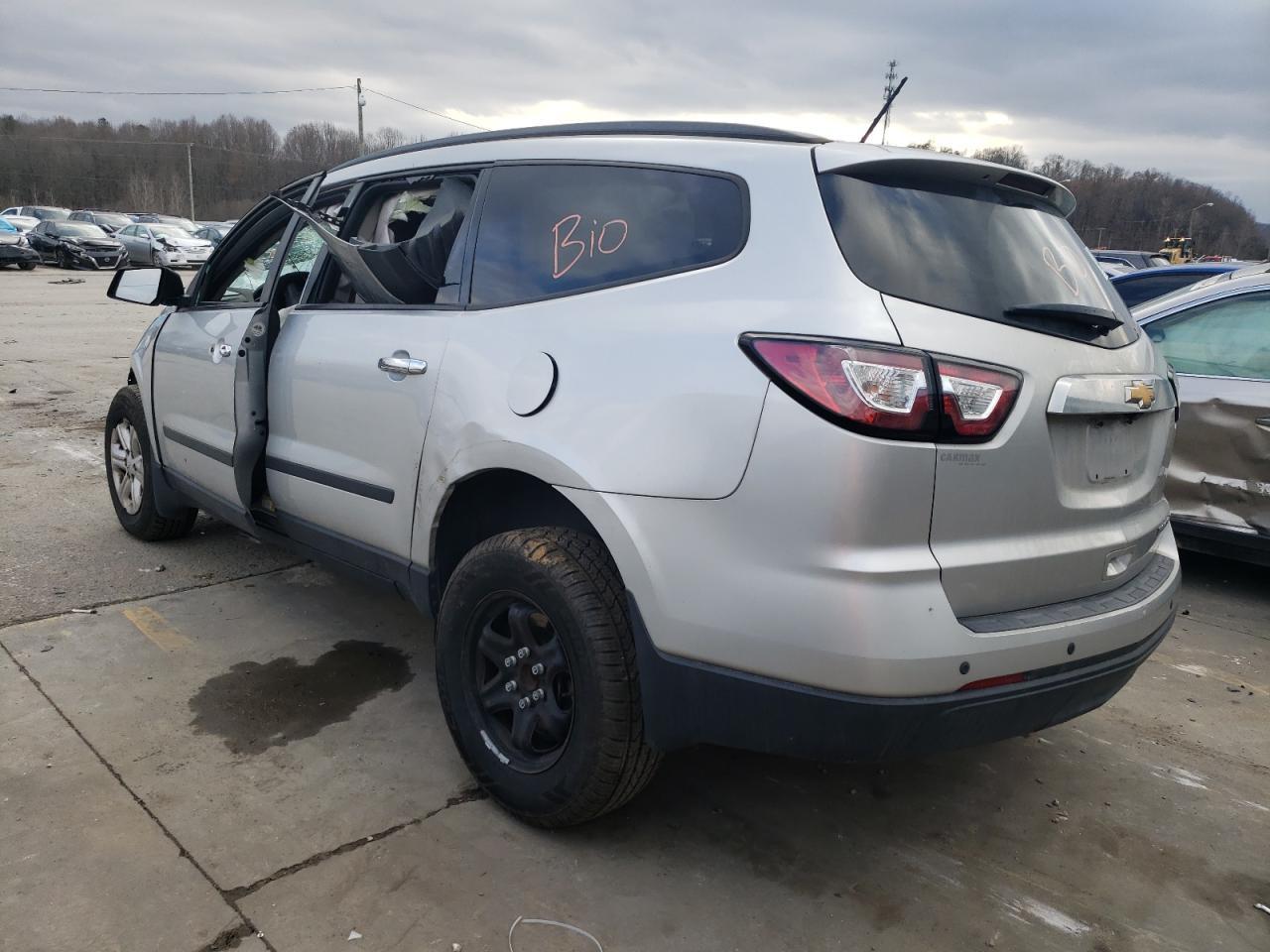 2015 CHEVROLET TRAVERSE L - Image 2