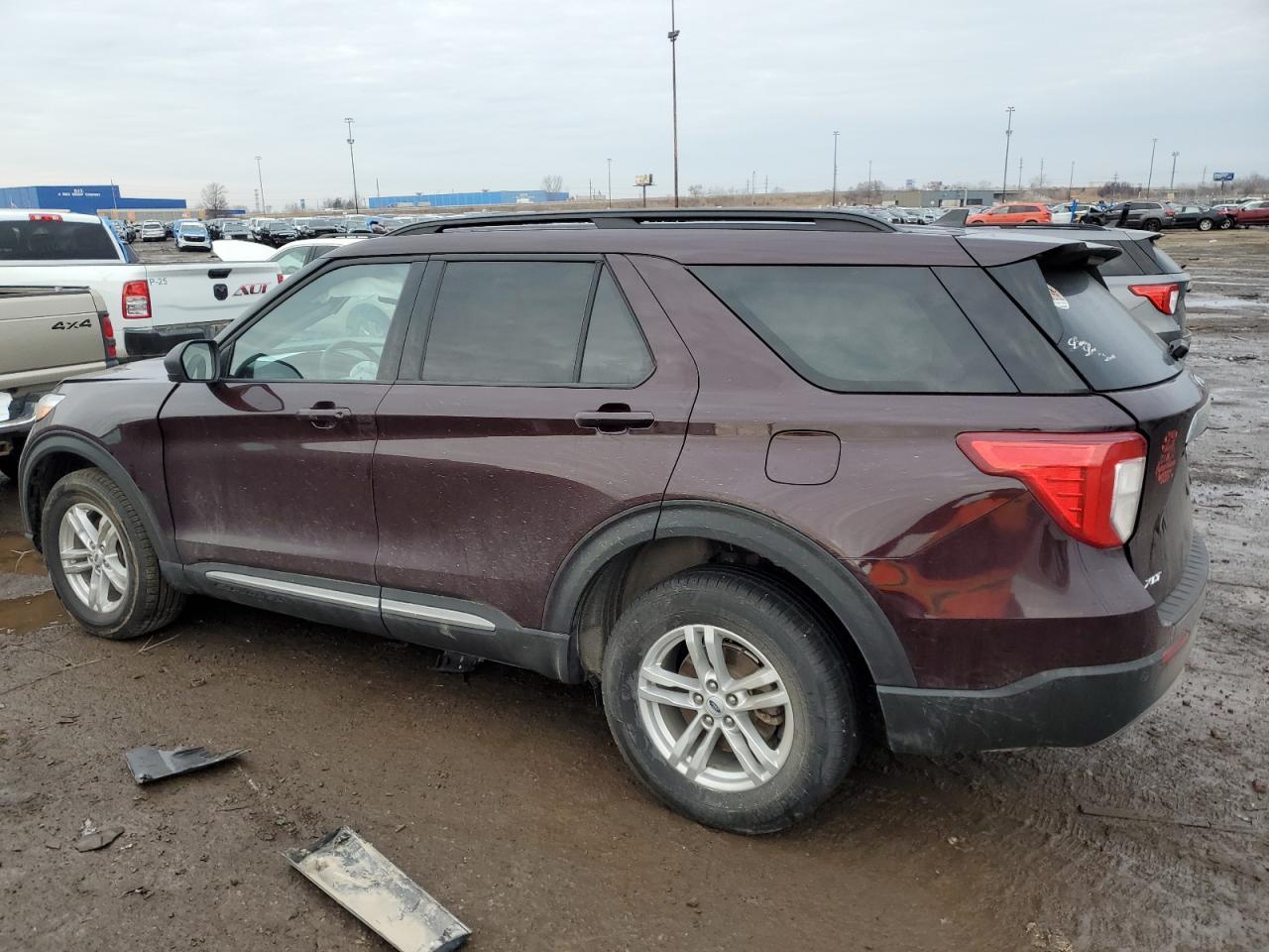 2023 FORD EXPLORER X - Фото 2