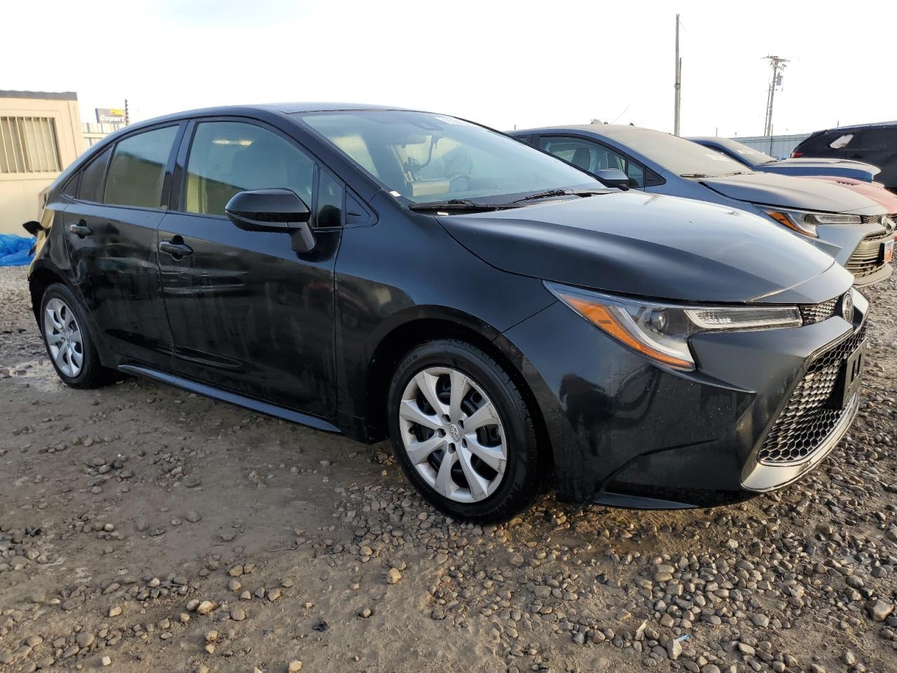 2022 TOYOTA COROLLA LE - Image 4