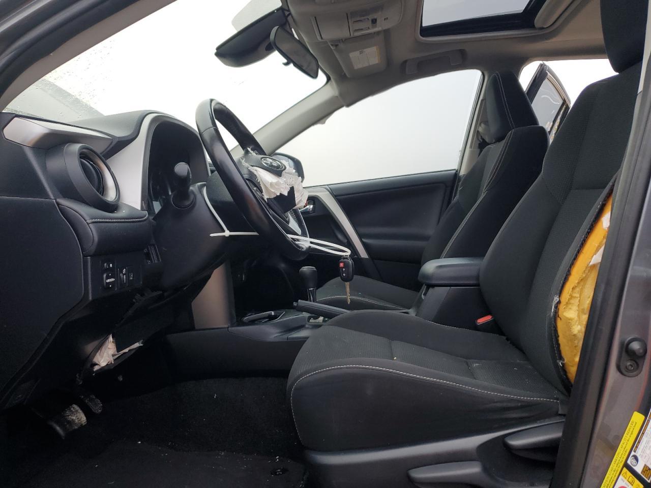 2017 TOYOTA RAV4 XLE - Фото 7