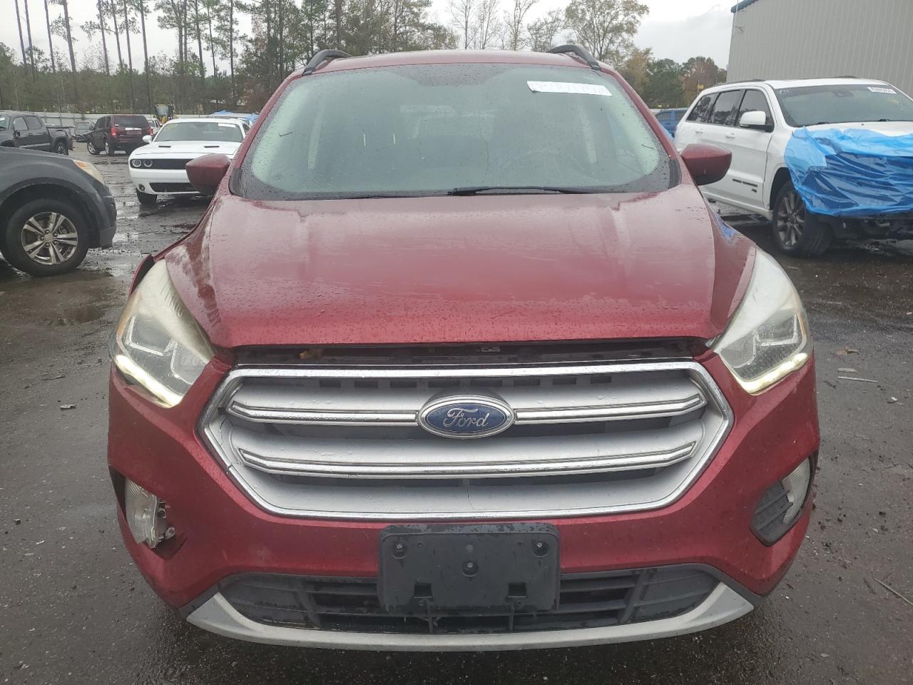 2017 FORD ESCAPE SE - Image 5